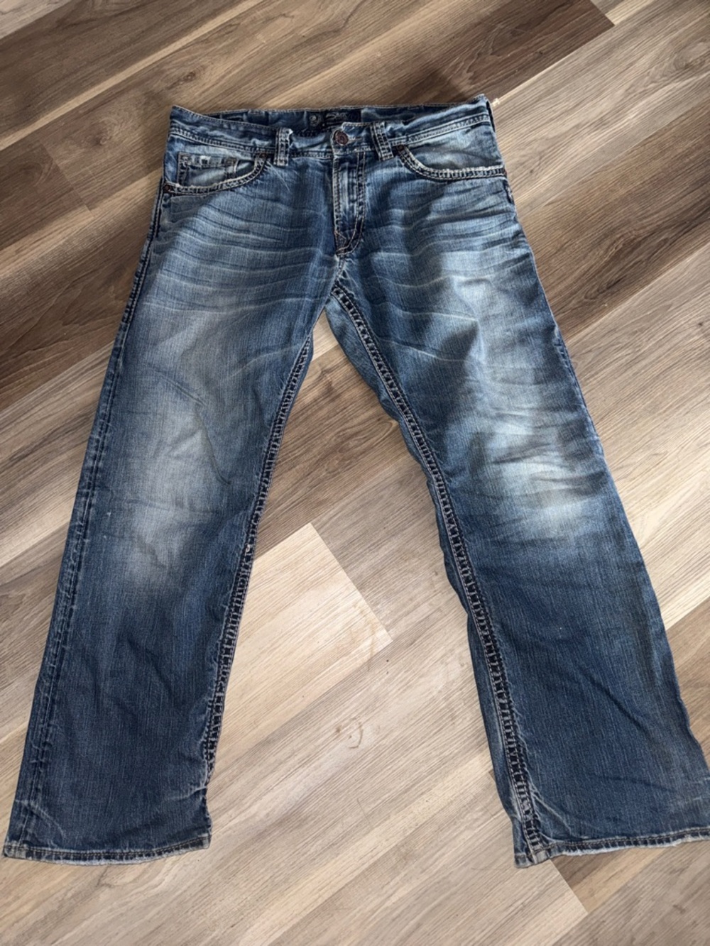 Silver Jeans Men's Straight Leg Medium Blue Washed Denim